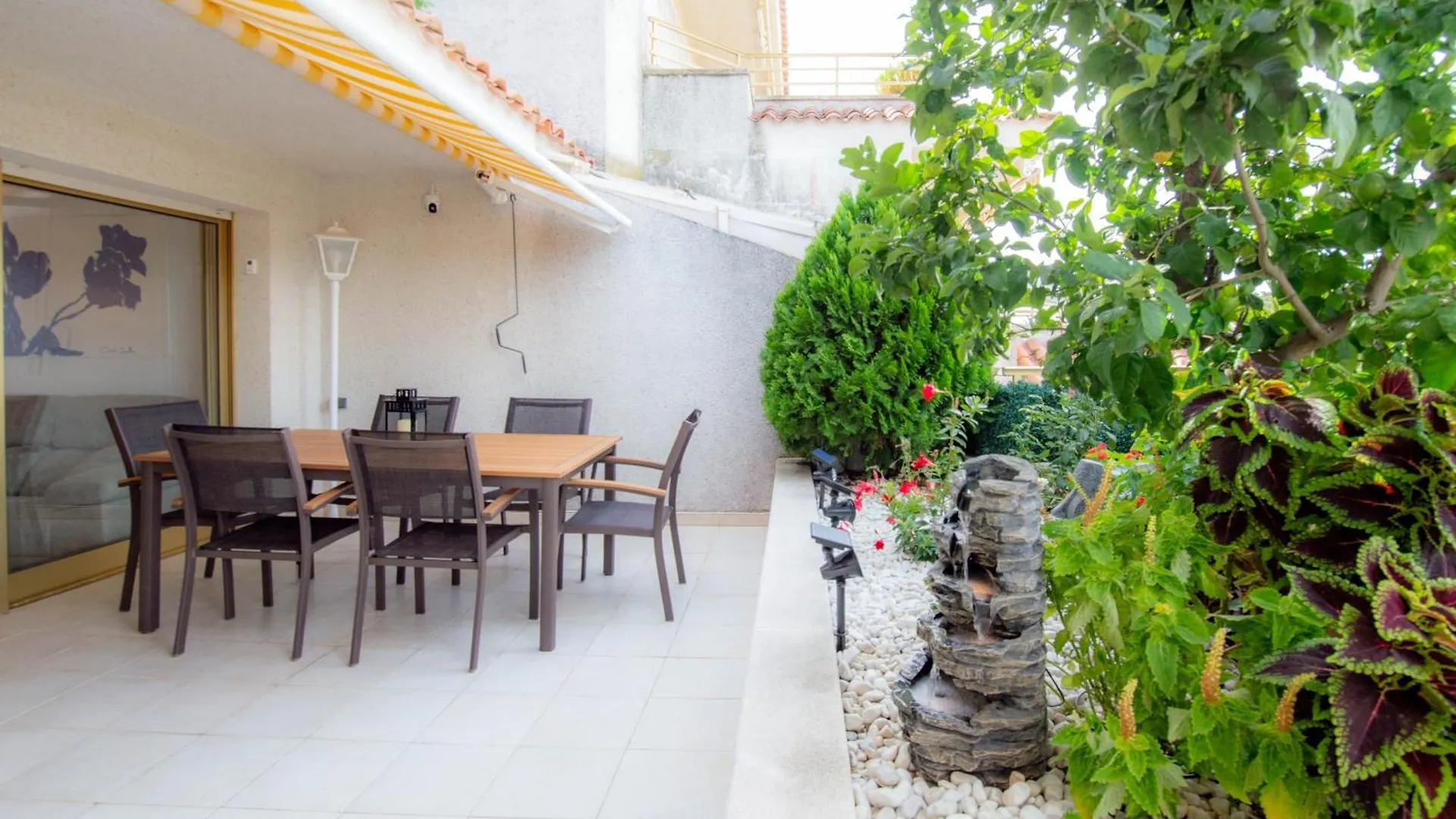 Apartment Luna Tossa De Mar With Jacuzzi, 5Mins Walking To The Beach, Sea And Castle View Big Terrace Spain