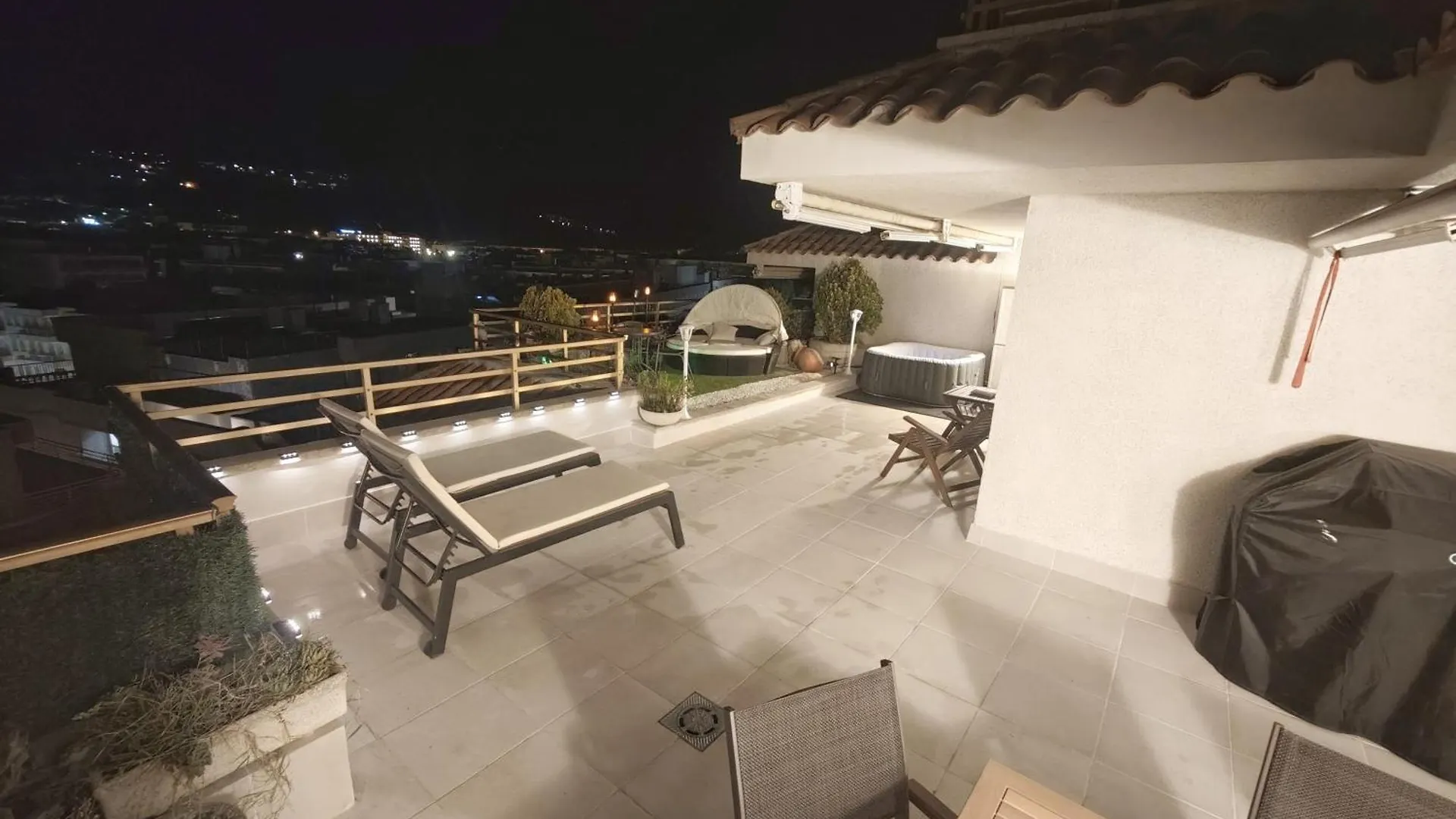 Apartment Luna Tossa De Mar With Jacuzzi, 5Mins Walking To The Beach, Sea And Castle View Big Terrace