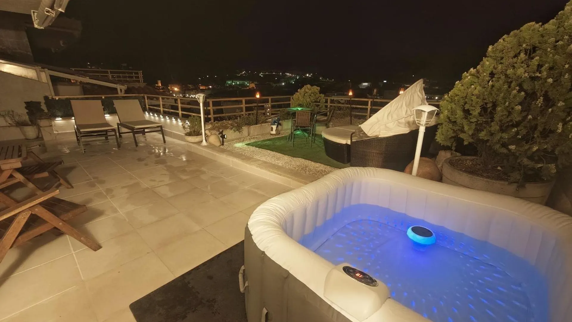 Apartment Luna Tossa De Mar With Jacuzzi, 5Mins Walking To The Beach, Sea And Castle View Big Terrace