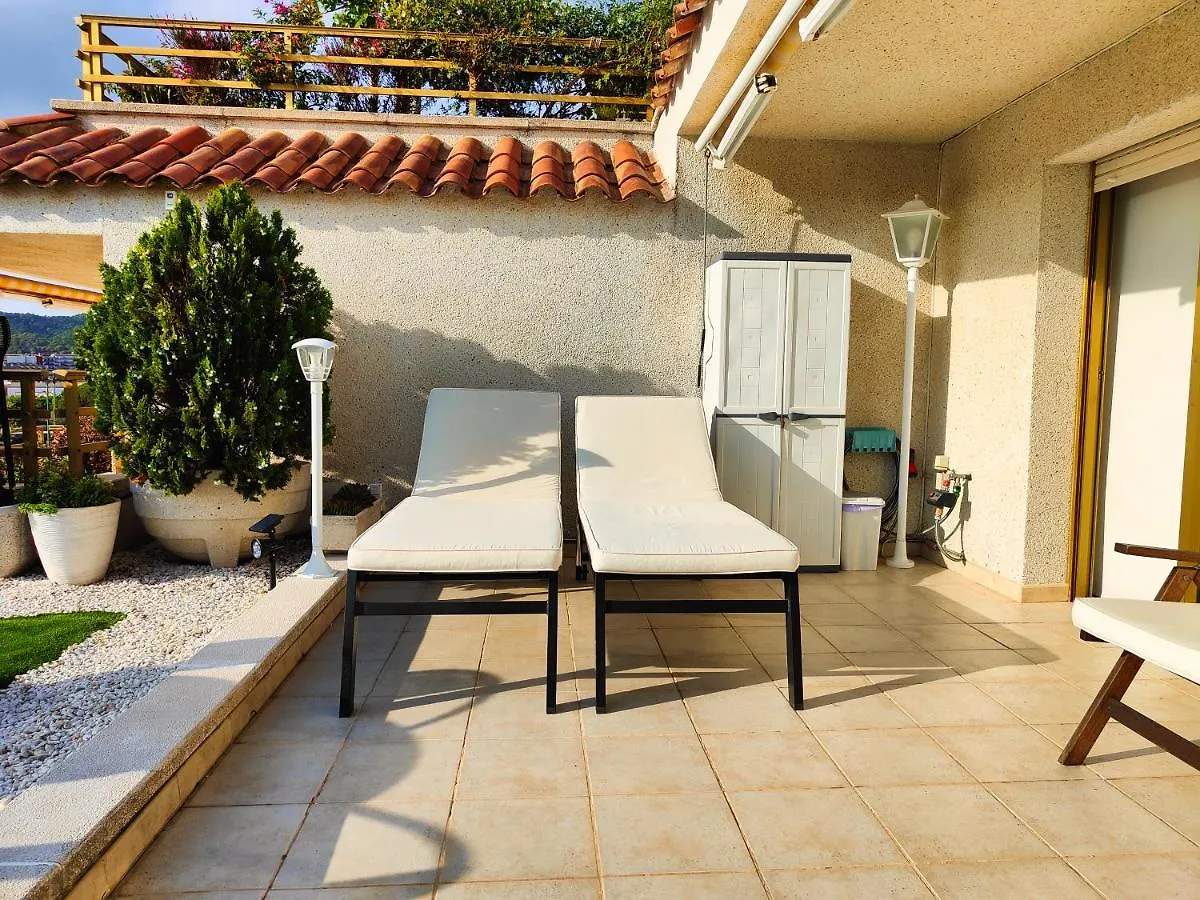Apartment Luna Tossa De Mar With Jacuzzi, 5Mins Walking To The Beach, Sea And Castle View Big Terrace 0*,  Spain