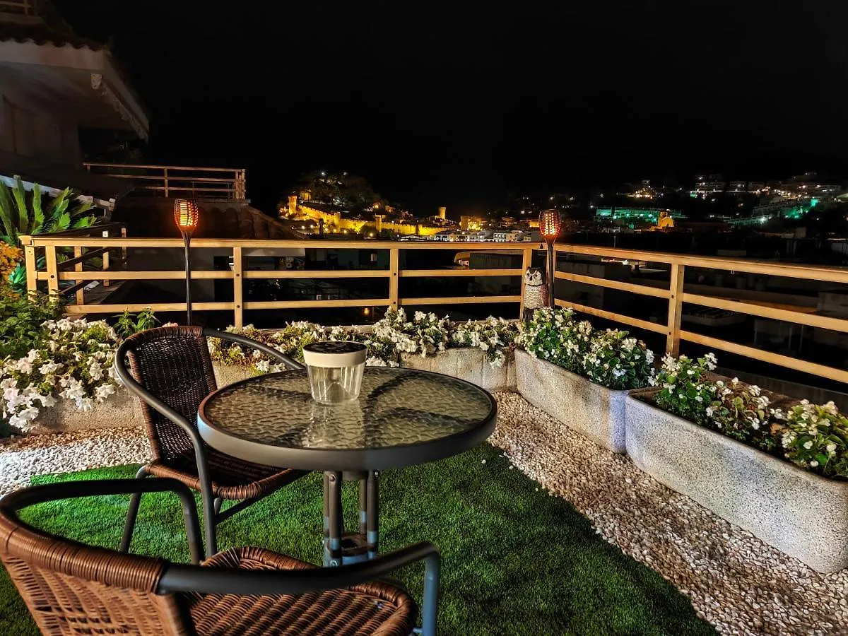Apartment Luna Tossa De Mar With Jacuzzi, 5Mins Walking To The Beach, Sea And Castle View Big Terrace