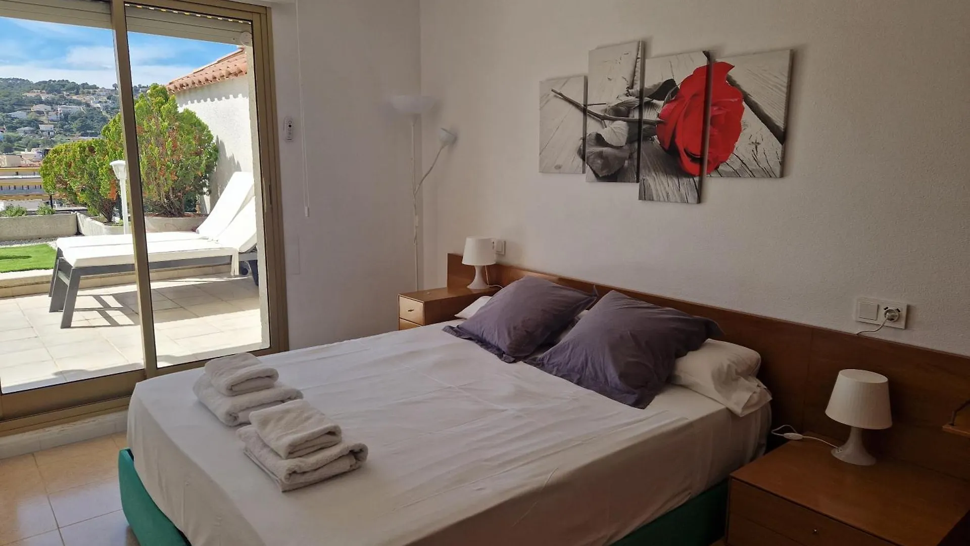 Apartment Luna Tossa De Mar With Jacuzzi, 5Mins Walking To The Beach, Sea And Castle View Big Terrace