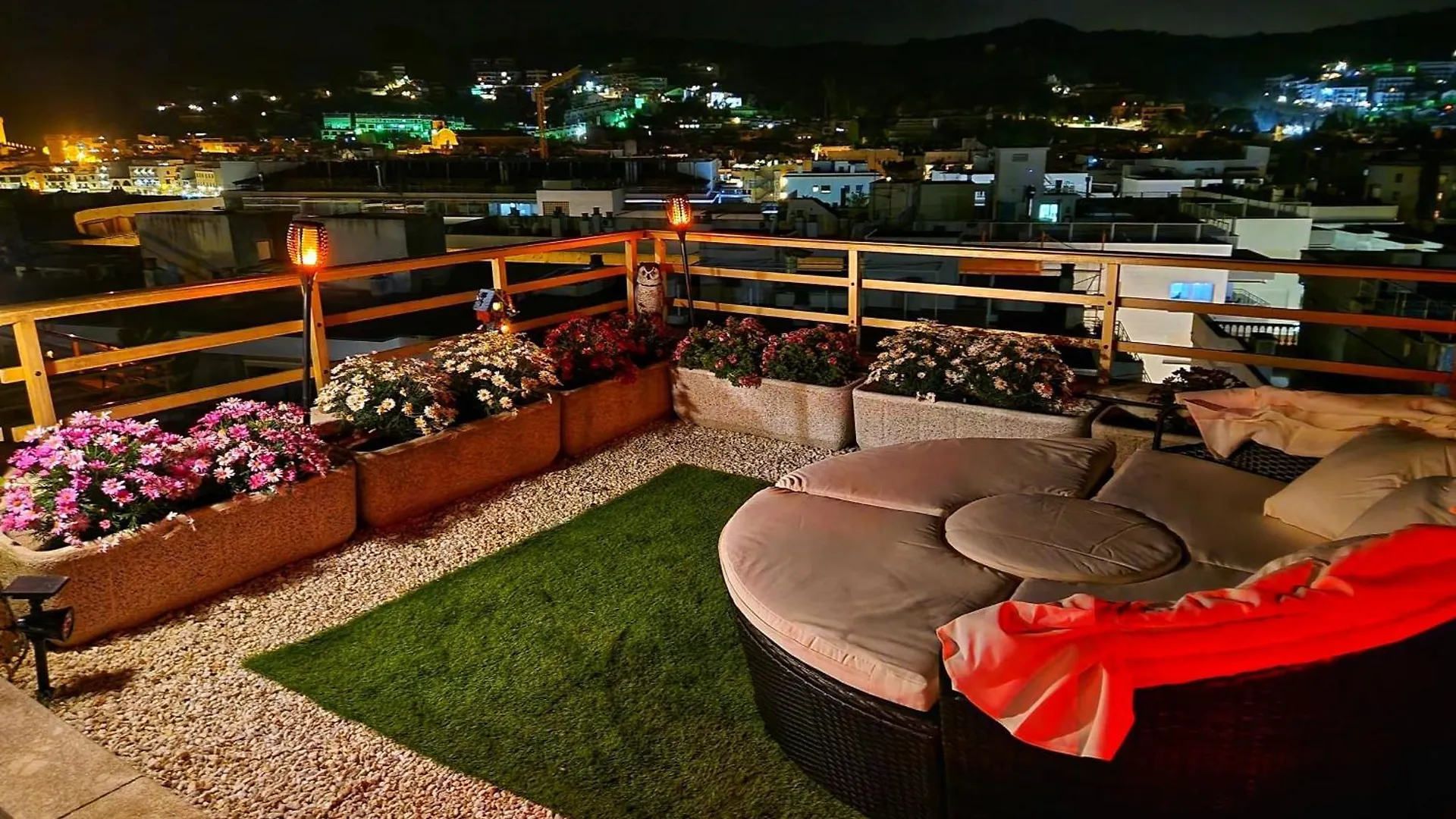 Apartment Luna Tossa De Mar With Jacuzzi, 5Mins Walking To The Beach, Sea And Castle View Big Terrace