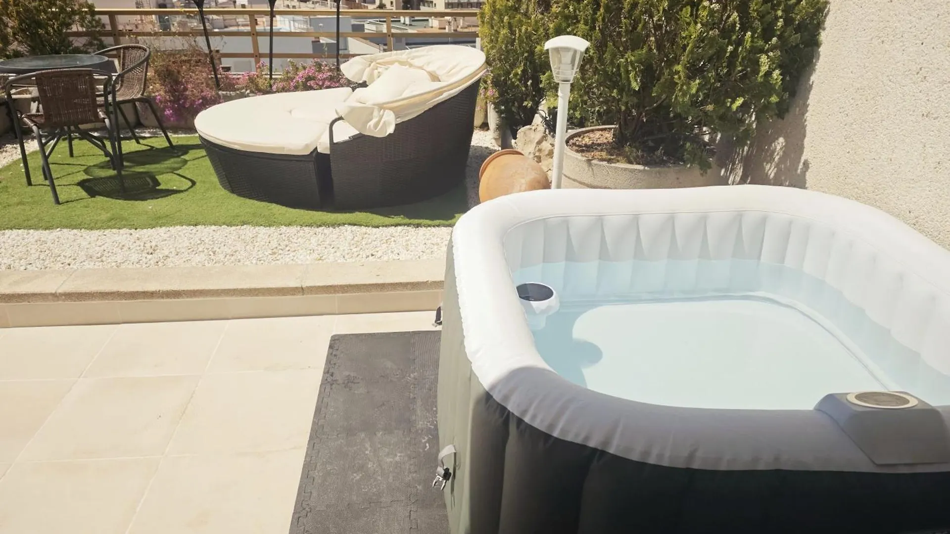 Apartment Luna Tossa De Mar With Jacuzzi, 5Mins Walking To The Beach, Sea And Castle View Big Terrace