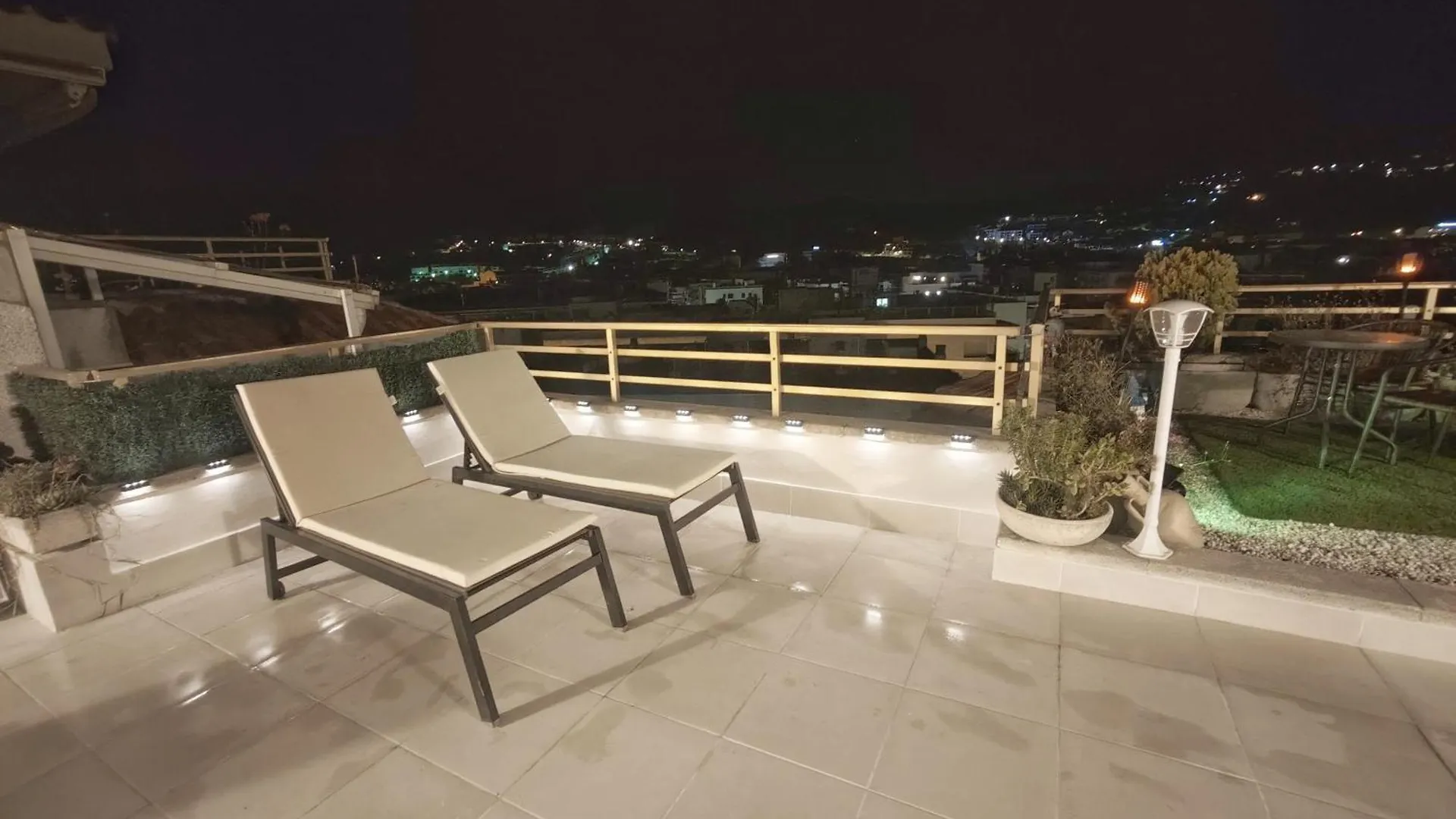 Apartment Luna Tossa De Mar With Jacuzzi, 5Mins Walking To The Beach, Sea And Castle View Big Terrace