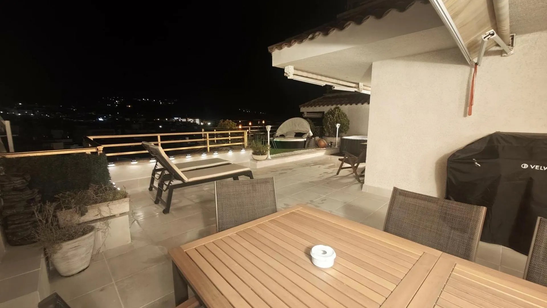 Apartment Luna Tossa De Mar With Jacuzzi, 5Mins Walking To The Beach, Sea And Castle View Big Terrace