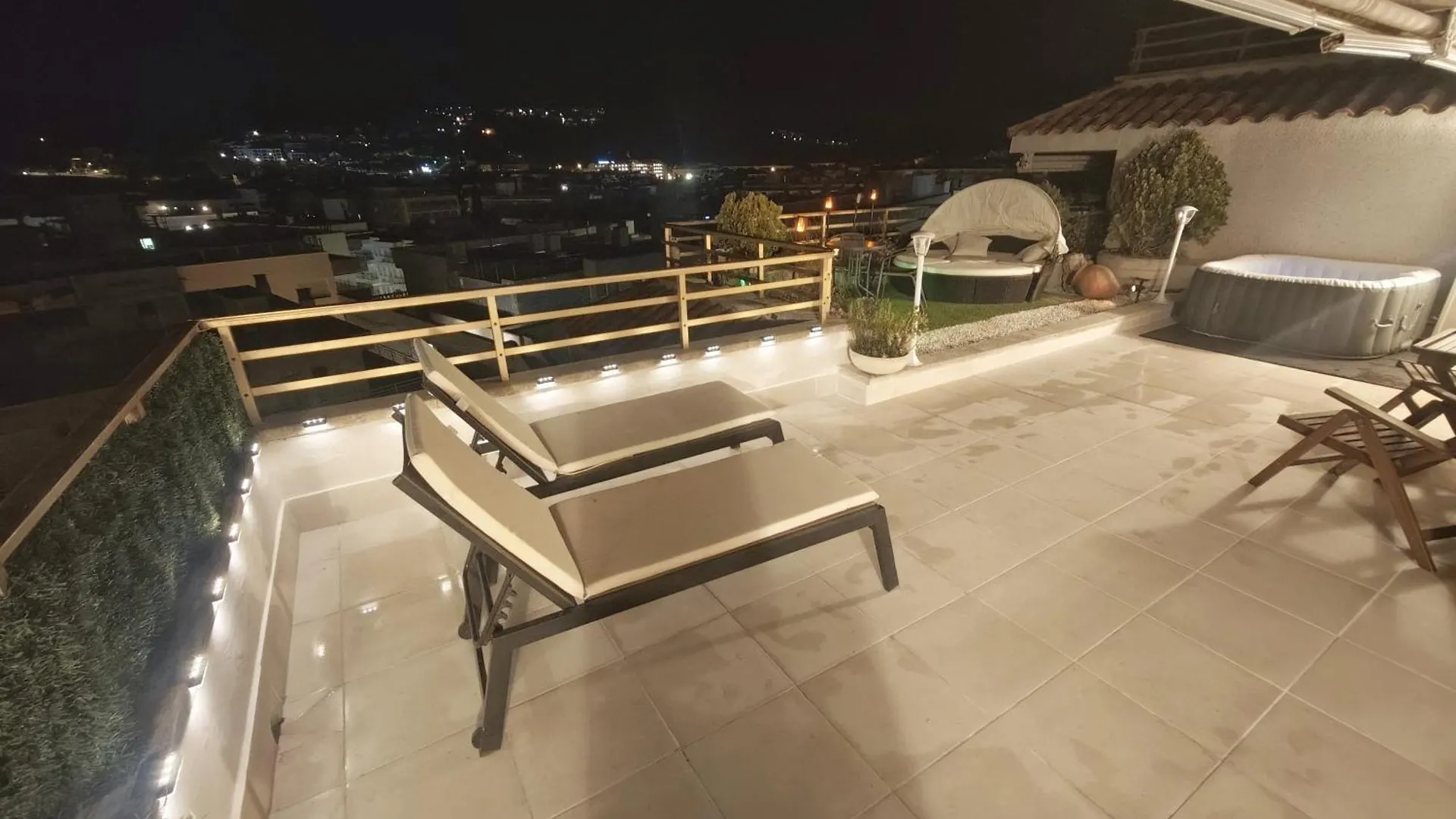 Apartment Luna Tossa De Mar With Jacuzzi, 5Mins Walking To The Beach, Sea And Castle View Big Terrace 0*,  España