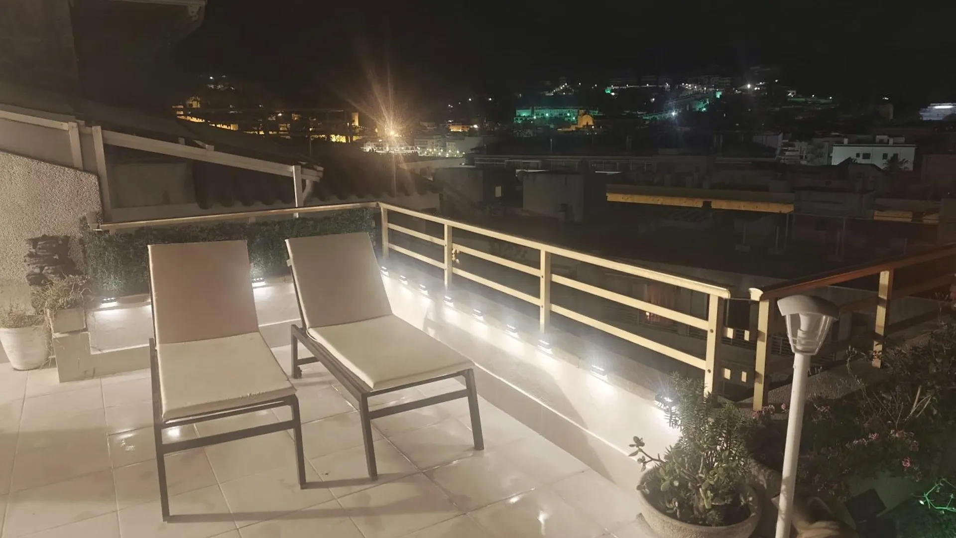 Apartment Luna Tossa De Mar With Jacuzzi, 5Mins Walking To The Beach, Sea And Castle View Big Terrace
